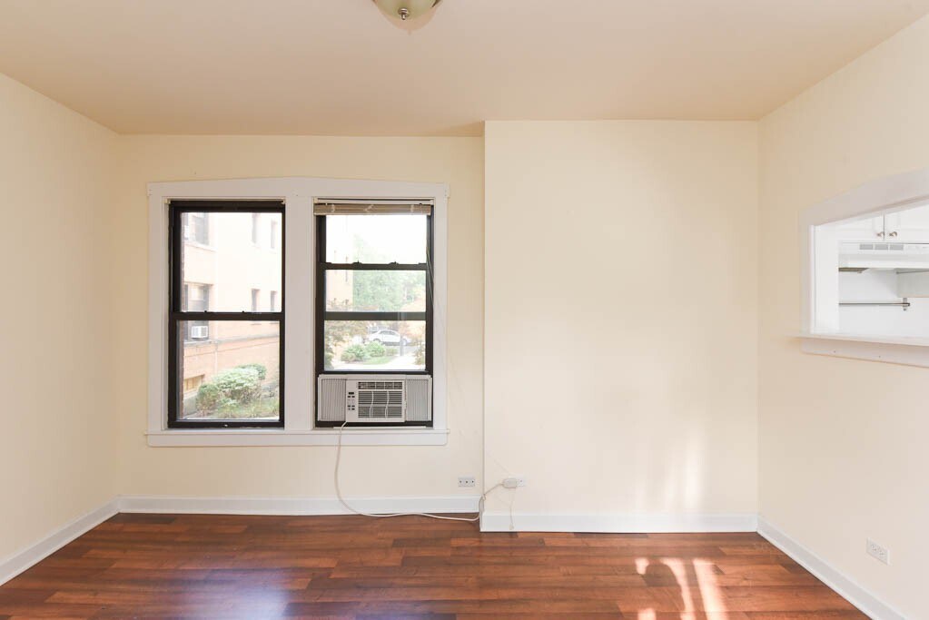 Building Photo - 2617.5 N Spaulding Ave