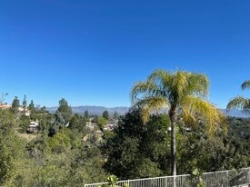 Panoramic Views - 3814 Corbin Ave
