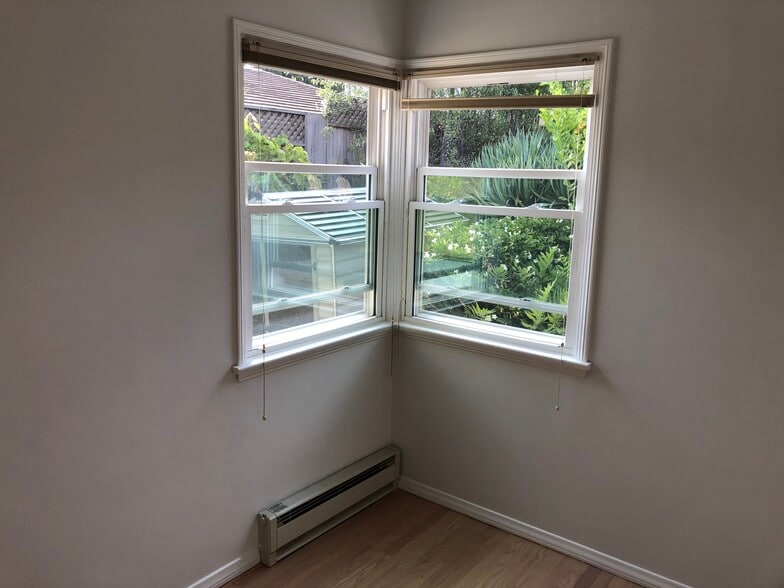 2nd bedroom - 12621 Woodgreen St