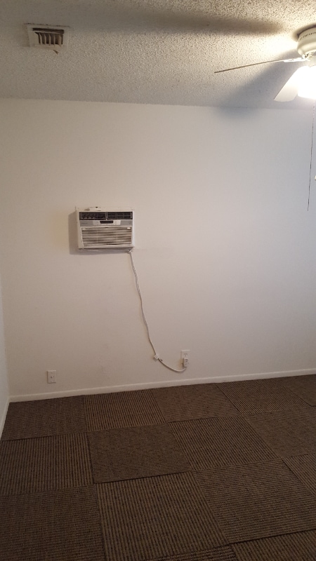 Building Photo - 536 J St