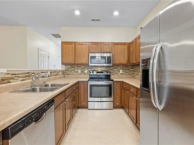 Building Photo - Build Equity While Leasing - Lease to Own