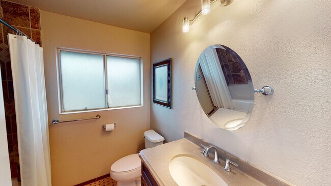 Building Photo - 92-1531 Aliinui Drive #15F
