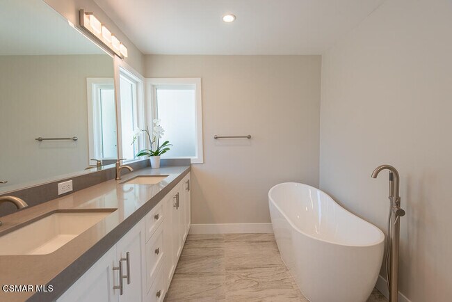 Building Photo - 3708 Capstan Cir