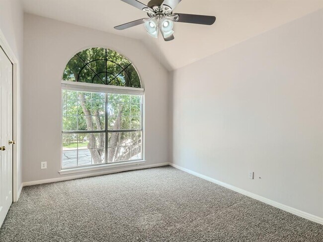 Building Photo - 16104 Fritsch Cove