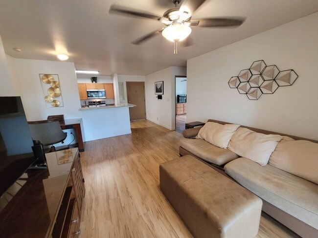 Building Photo - Central Maui - 3 bedroom, 2 bath condo, 5 min from hospital, Kaiser & gov't facilities
