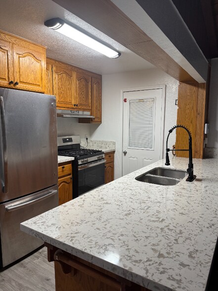 Primary Photo - 13225 Domart Ave