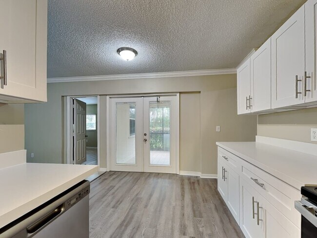 Building Photo - 37 W Rubber Tree Dr