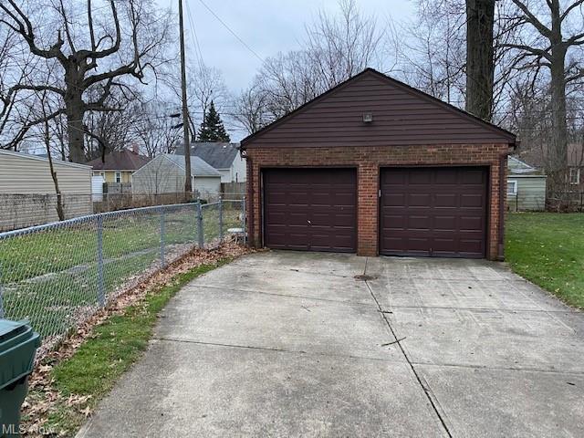 Building Photo - 1211 Tuxedo Ave