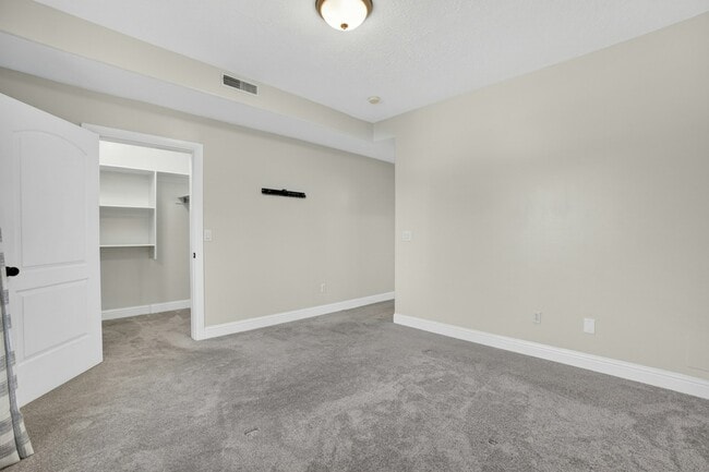 Building Photo - 203 N 1200 W