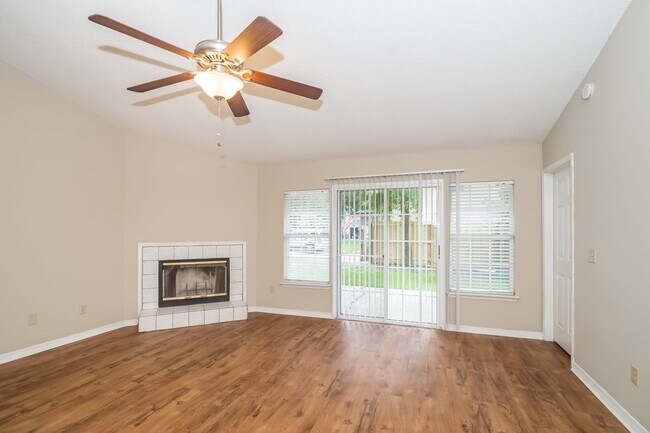 Building Photo - 11350 Weeden Island Way