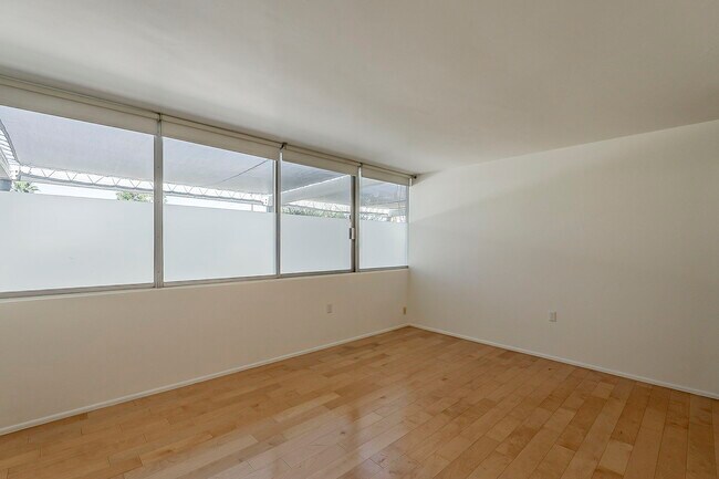 Building Photo - 4411 N 40th St