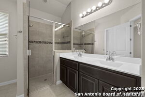 Building Photo - 6595 Mason Vly