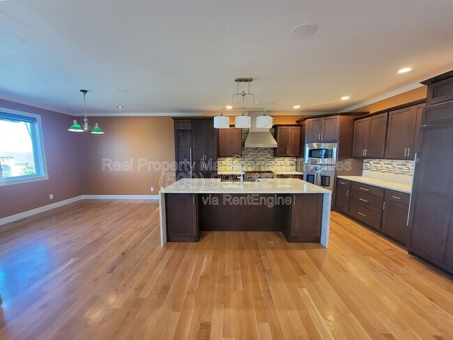 Building Photo - 1644 Naples Ln