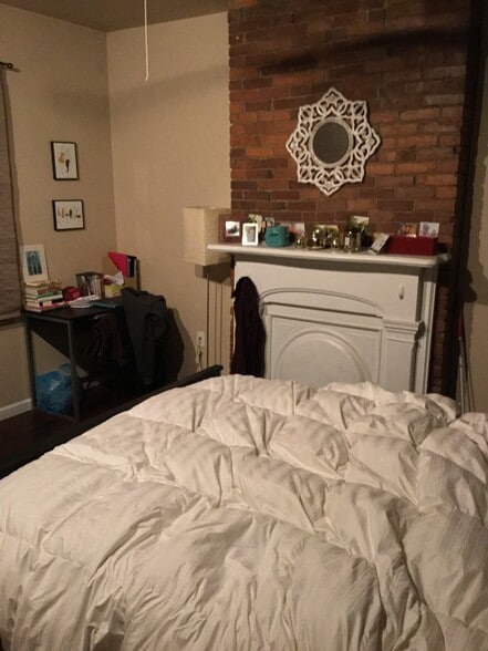 Bedroom 3 (master) with private bath - 2211 Sarah St