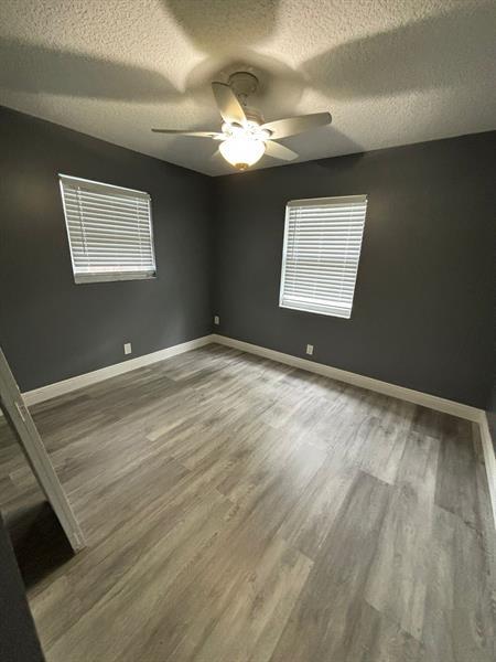 Building Photo - 5370 NW 29th Ct