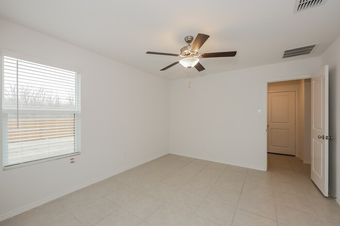 Building Photo - 2984 Wallace Wls Ct