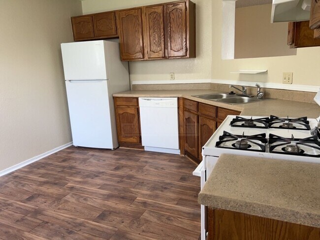 Building Photo - 1516 Jefferis Ave