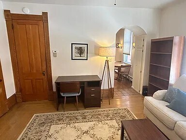 Building Photo - 333 W Main St