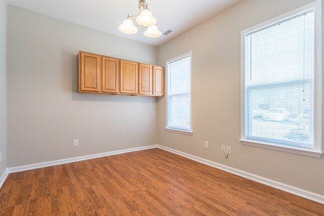 Building Photo - Spacious Wake Forest Town Home For Rent