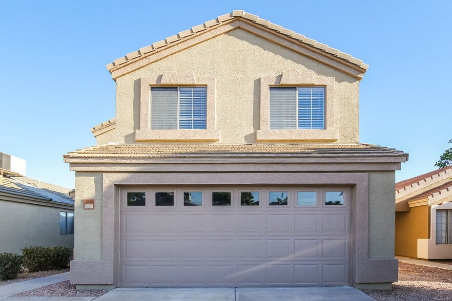 Primary Photo - 10945 E Clovis Ave