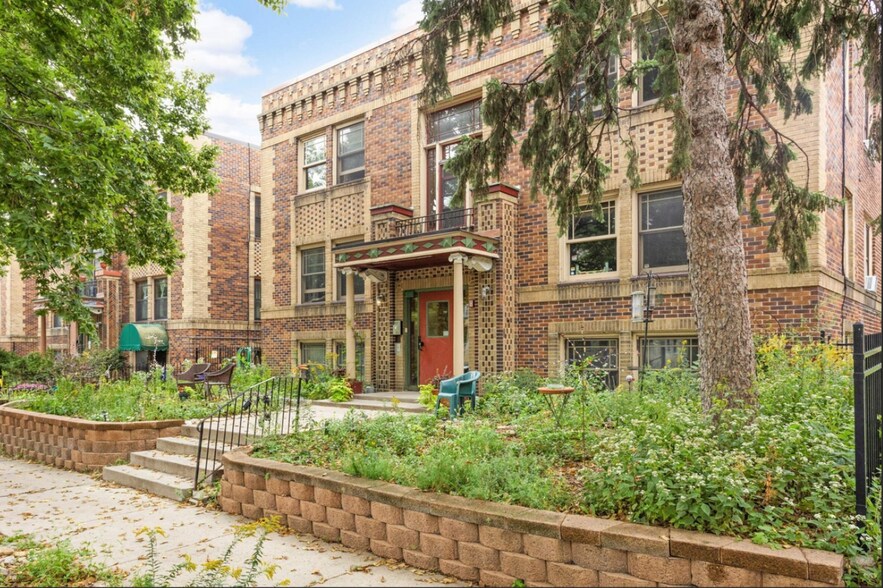Building Photo - 3116 12th Ave S