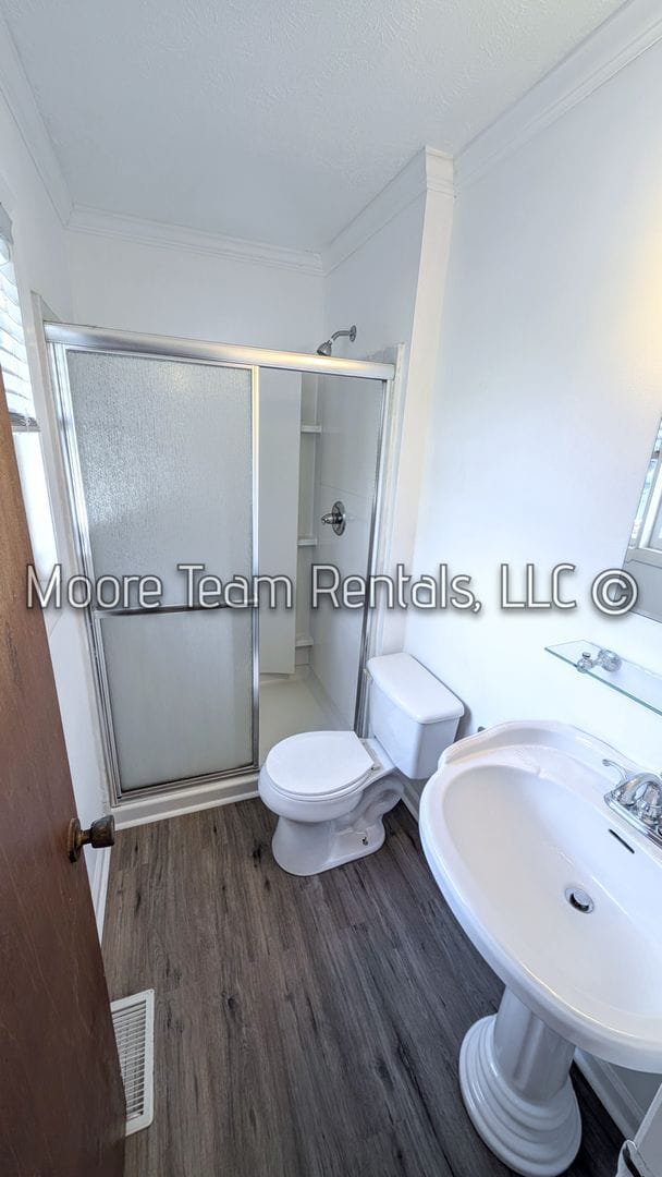 Building Photo - 3/2 Brick House, Deck, Storage & Fenced Yard