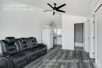 Building Photo - 3706-08 Florence St-Unit 3708