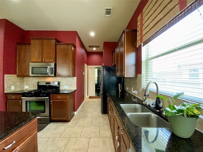 Building Photo - 2454 Santa Barbara Loop