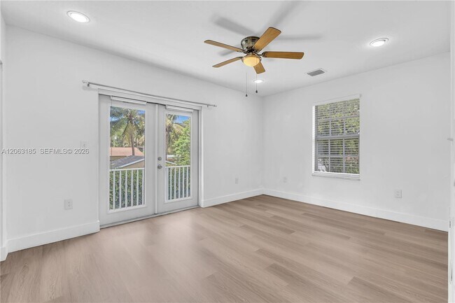 Building Photo - 140 NW 70th St