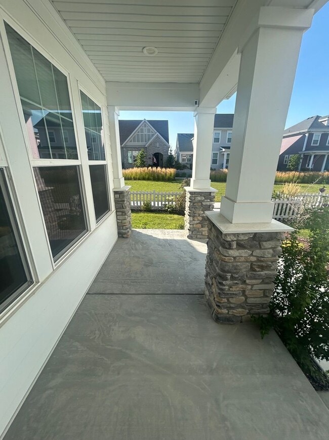 Building Photo - Amazing 4 Bed, 3.5 Daybreak Home with Office