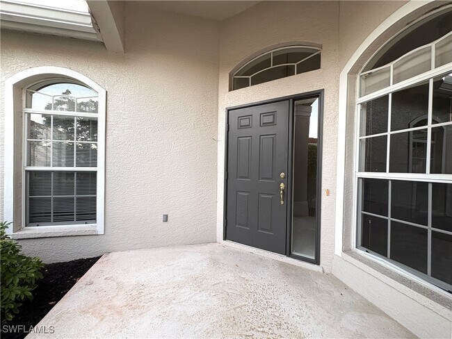 Building Photo - 2045 Crestview Way