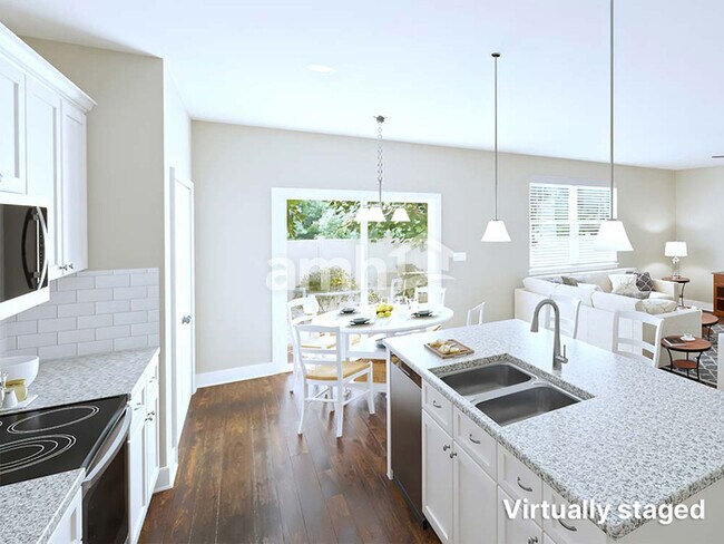 Building Photo - 5231 Valor Dr