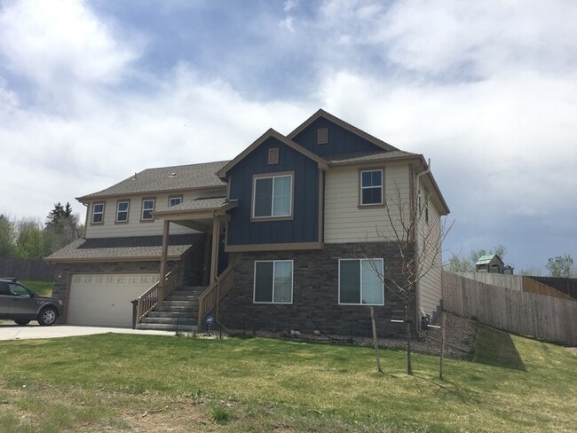Primary Photo - Beautiful 3 Bed/2.5 Bath Home in Loveland