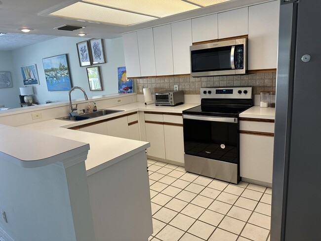 Building Photo - 2476 Harbour Cove Dr