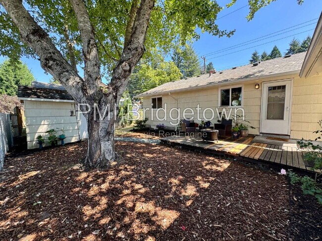 Building Photo - 9725 SE 29th Ave