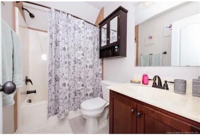 Building Photo - 1512 Gallant Fox Ct