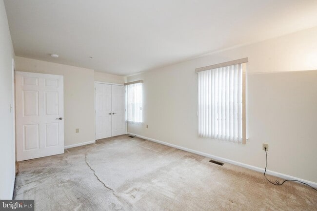 Building Photo - 4429 Blue Heron Way