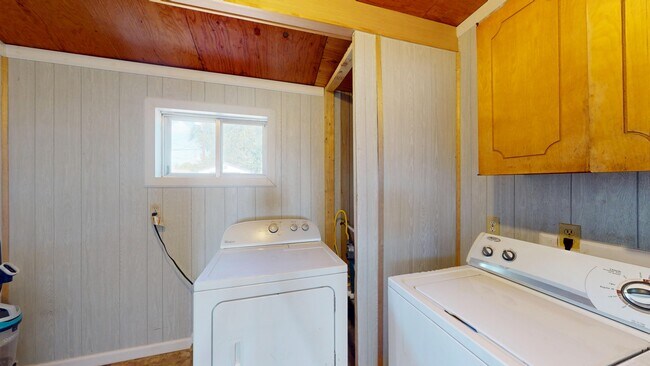 Building Photo - 7107 Westshire Dr