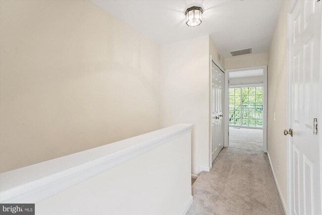 Building Photo - 333 Prettyman Dr