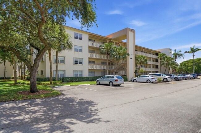 Building Photo - 2401 Antigua Cir
