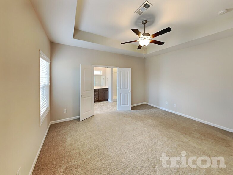 Building Photo - 4210 Effie Seward Dr