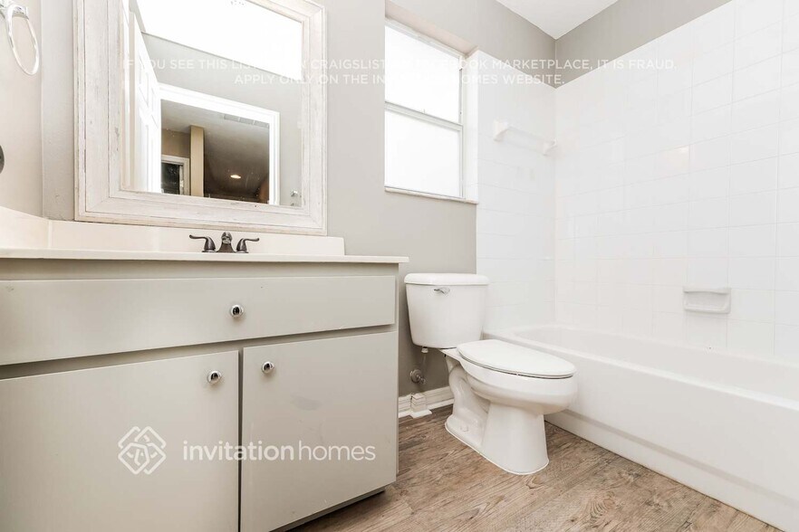 Building Photo - 18139 Heron Walk Dr