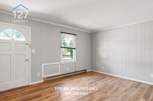 Building Photo - Charming 2 Bed/1 Bath Property in Quiet Neighborhood