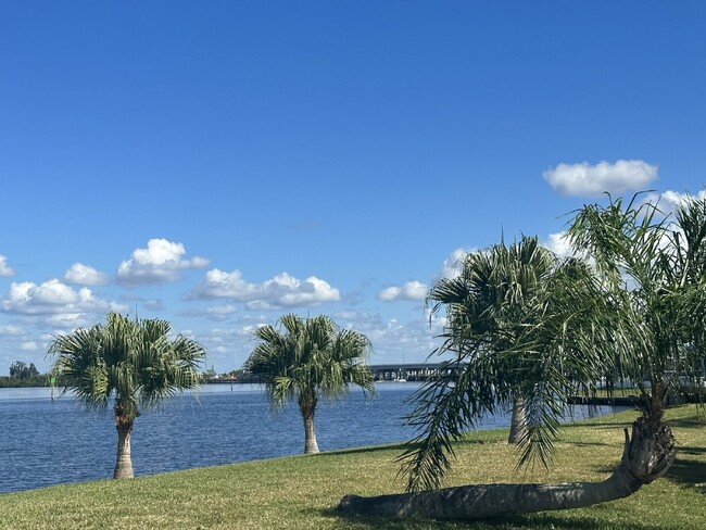 Building Photo - Gulf Cove Community