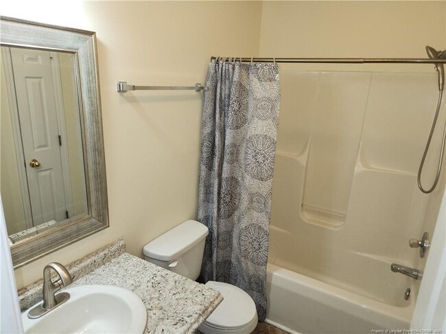 Building Photo - 2653 Rivercliff Rd