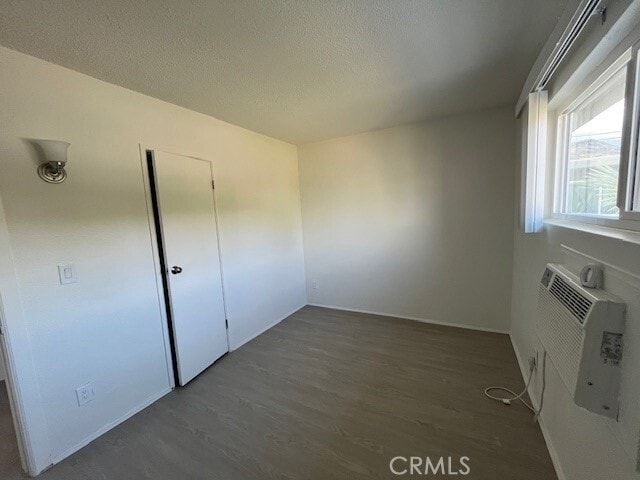 Building Photo - 37067 Bankside Dr