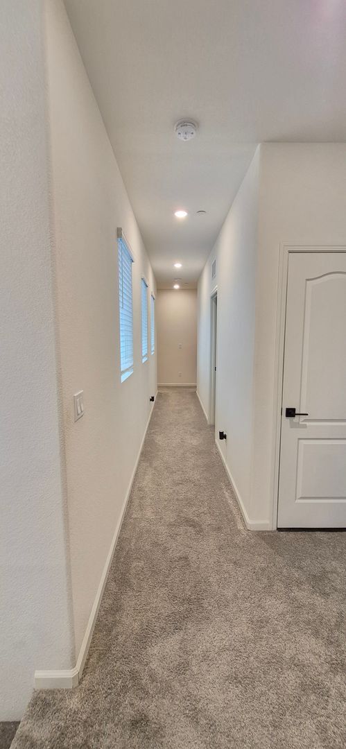 Building Photo - Tastefully Done & Stunning Place to Call Home