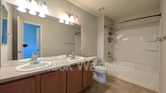 Building Photo - 8188 Elk River View