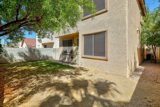 Building Photo - 135 Pebble Ridge Rd