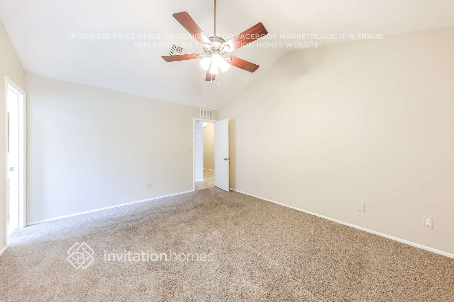 Building Photo - 8833 W Vogel Ave